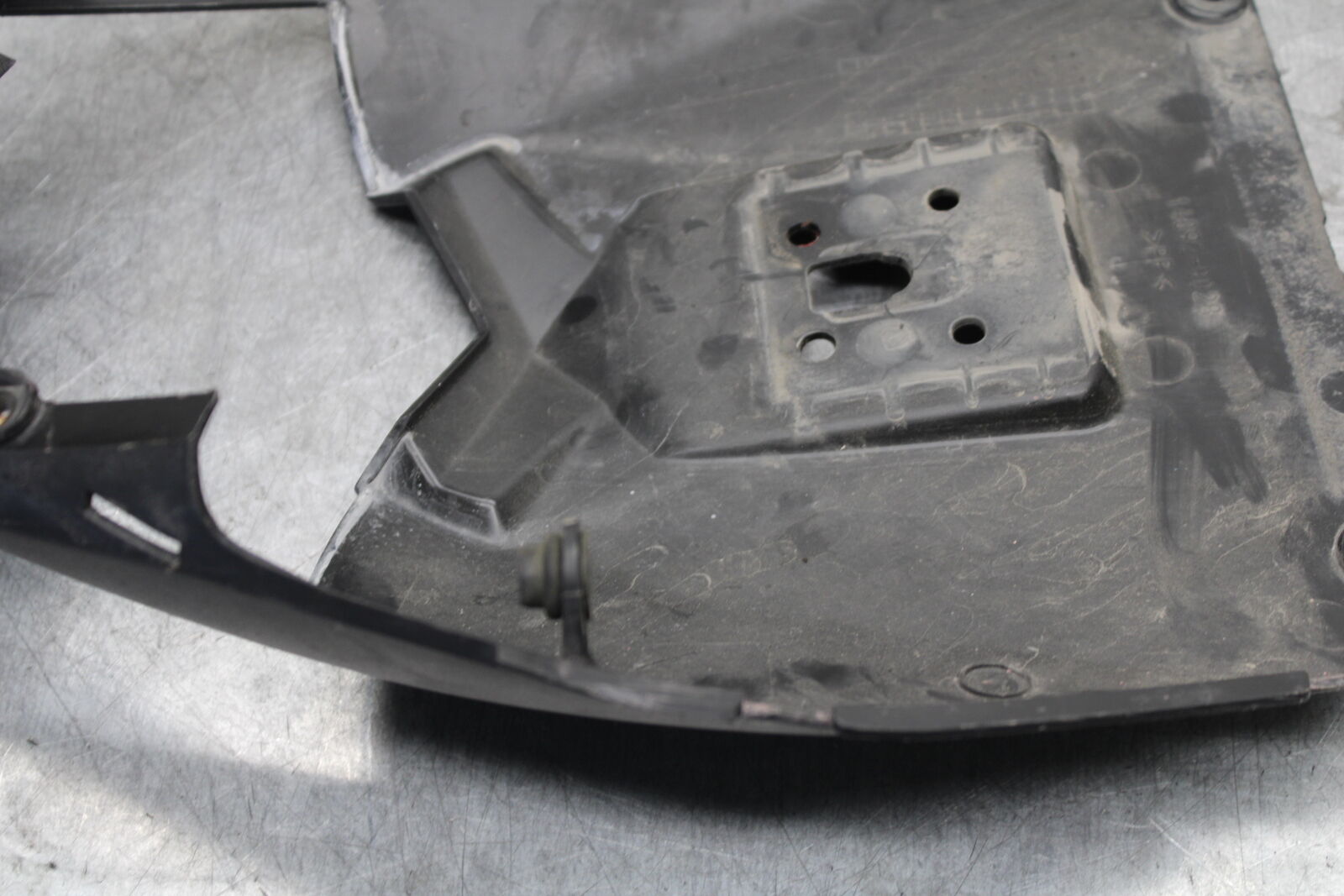 09-12 KAWASAKI NINJA ZX6R REAR TAILLIGHT BRAKE LIGHT TRIM BB640