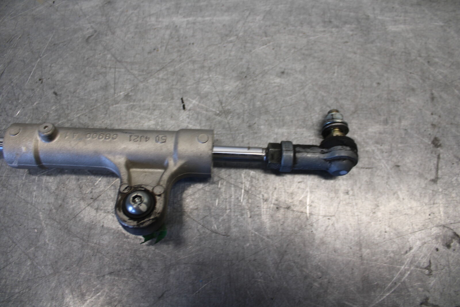 04 SUZUKI GSXR600 STEERING DAMPER STABILIZER 51750-40F50 BB676