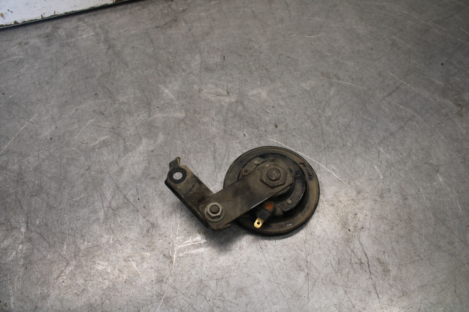 05-06 HONDA CBR600RR HORN SIGNAL 38110-MR5-871  BB655