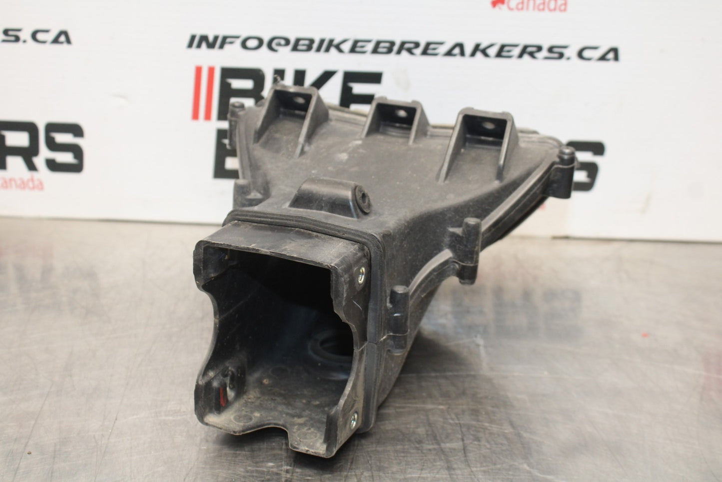 08 KAWASAKI NINJA ZX10R RAM AIR INTAKE TUBE DUCT BB201