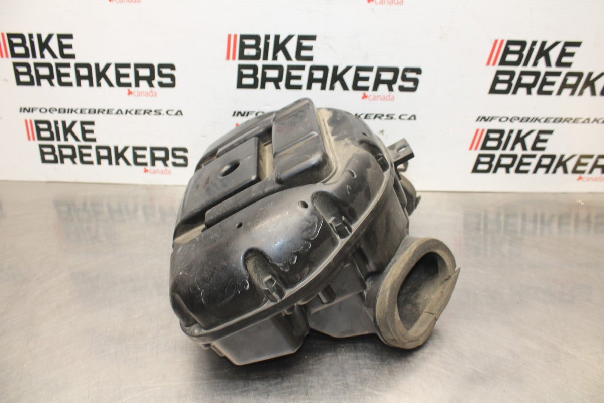 08-10 SUZUKI GSXR 600 AIRBOX AIR INTAKE FILTER BOX BB835