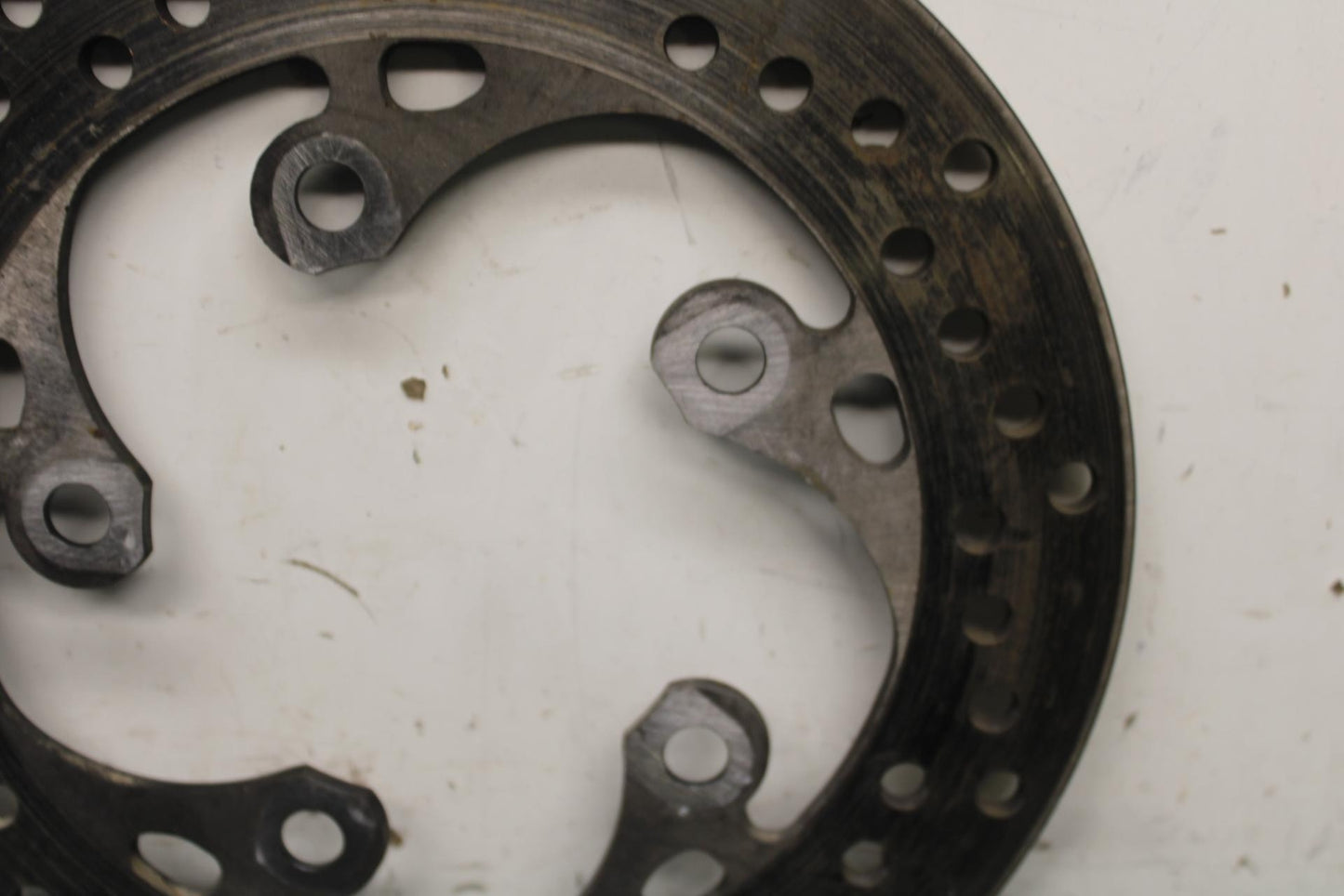 2011 Suzuki GSXR600 REAR ROTOR BACK BRAKE DISC 69211-18G00 BB94