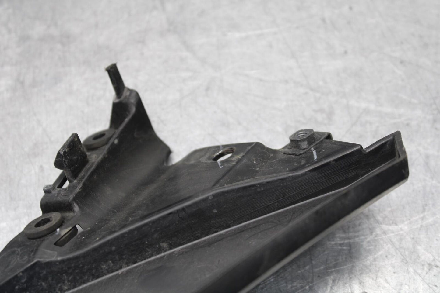 15-16 KAWASAKI EX300 LEFT AND RIGHT SET PAIR GAS TANK FUEL CELL PANEL TRIM BB635