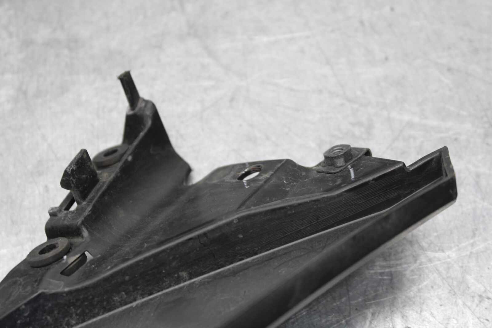 15-16 KAWASAKI EX300 LEFT AND RIGHT SET PAIR GAS TANK FUEL CELL PANEL TRIM BB635