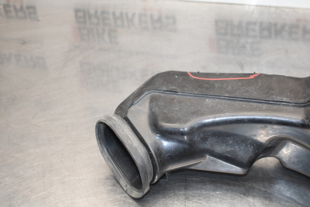 08-10 SUZUKI GSXR 600 RIGHT LEFT AIR INTAKE DUCTS BB835