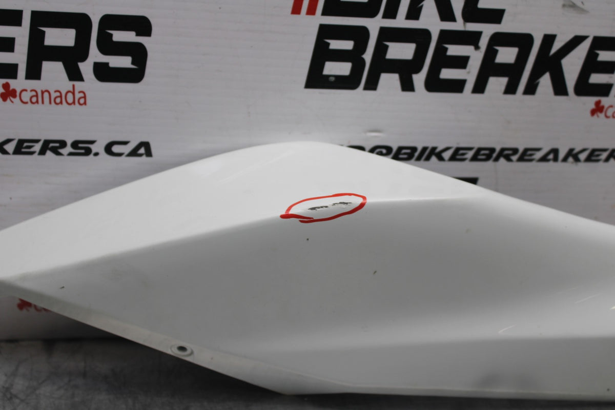 18-26 KAWASAKI Z400 RIGHT REAR BACK TAIL FAIRING COWL SHROUD BB852
