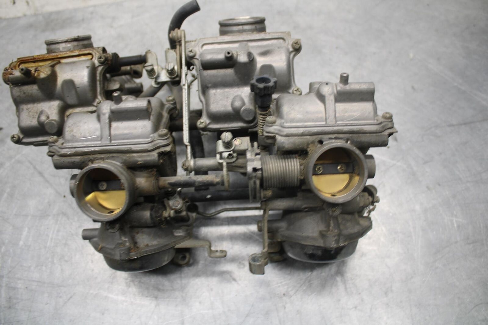 1984 Honda Interceptor 750 VF750F CARBS CARBURETORS BB38