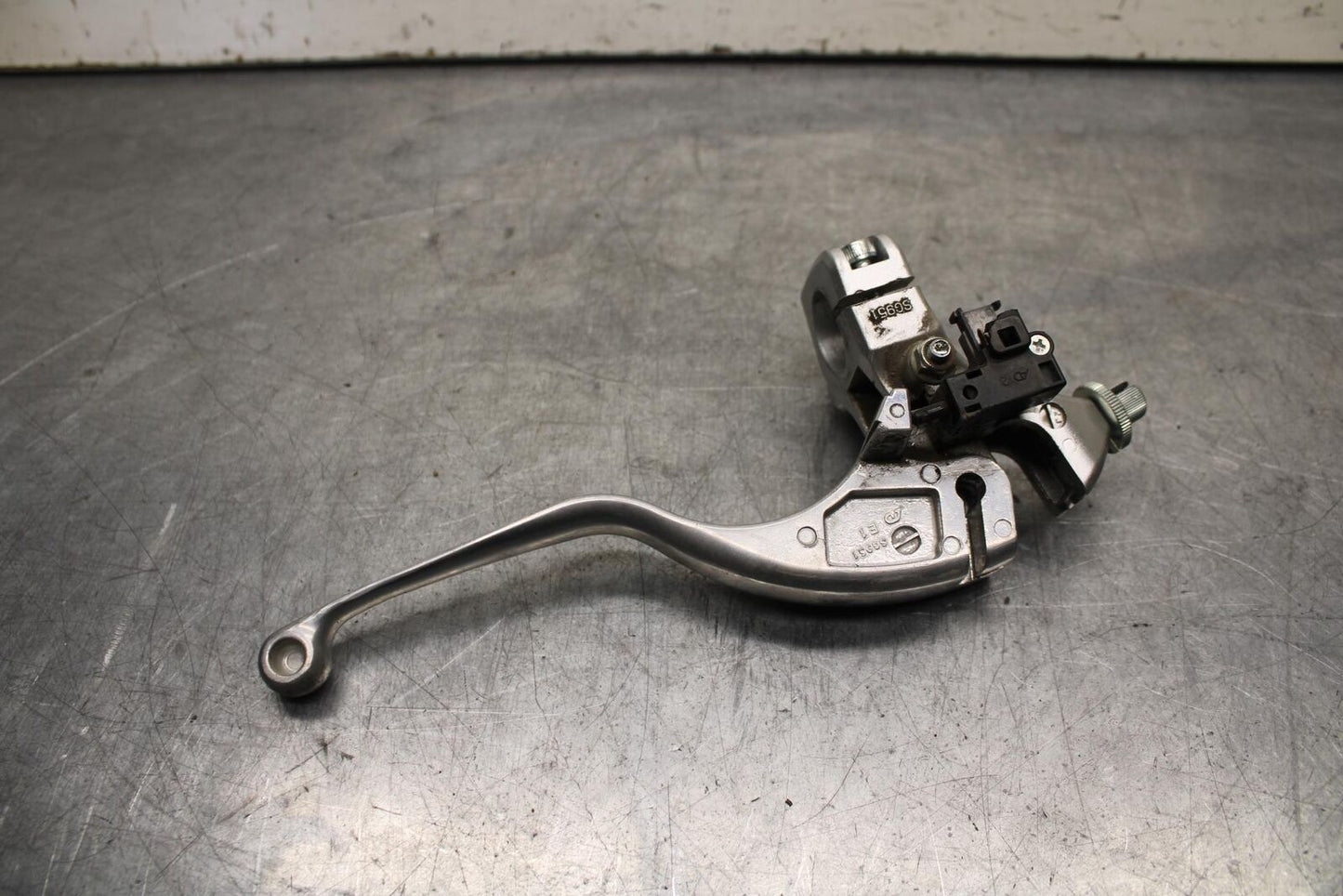 2013 Suzuki Boulevard C50T CLUTCH PERCH MOUNT WITH LEVER  BB625