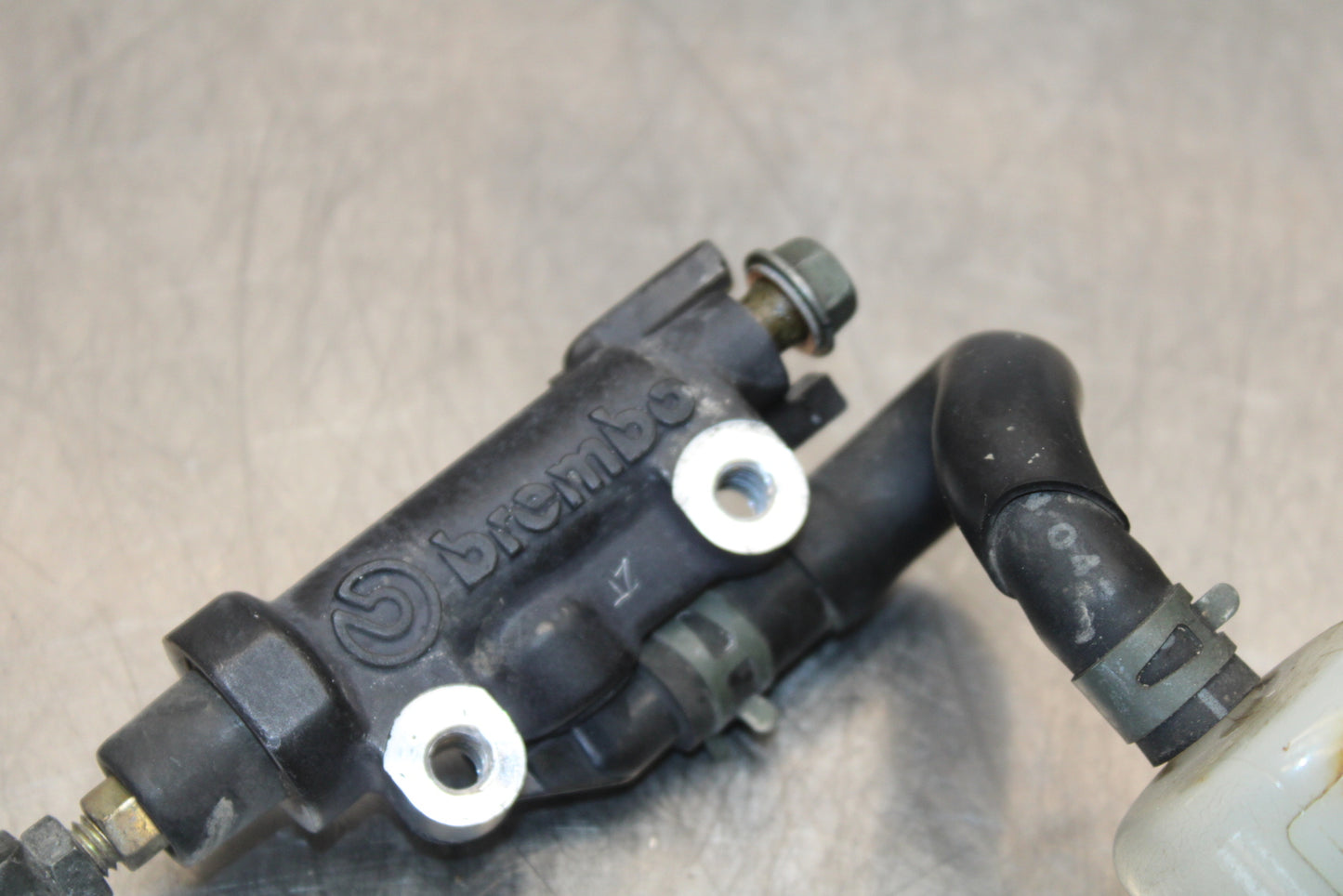 04 YAMAHA ROAD STAR XV1700A REAR BACK BRAKE MASTER CYLINDER W RESERVOIR BB155