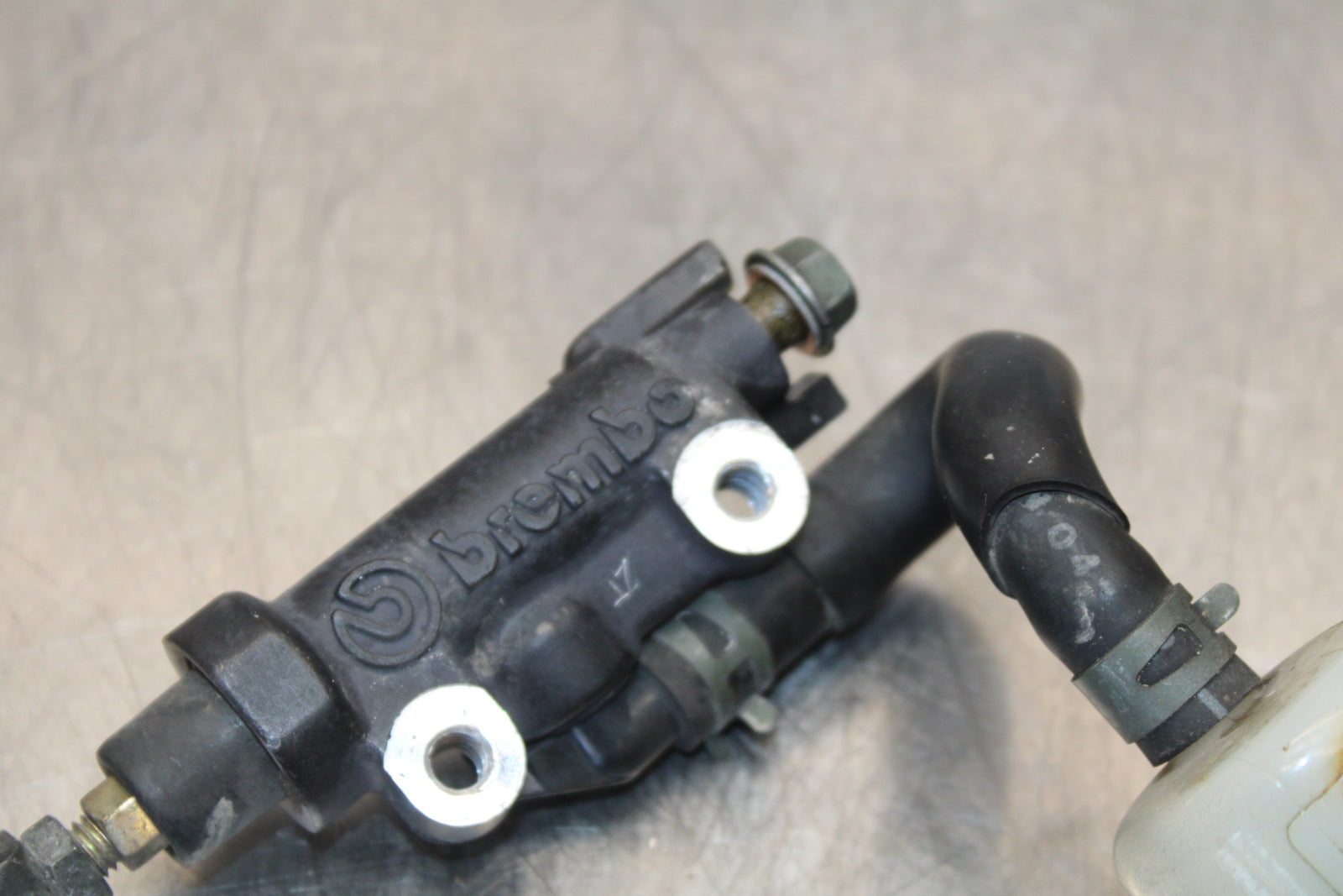04 YAMAHA ROAD STAR XV1700A REAR BACK BRAKE MASTER CYLINDER W RESERVOIR BB155