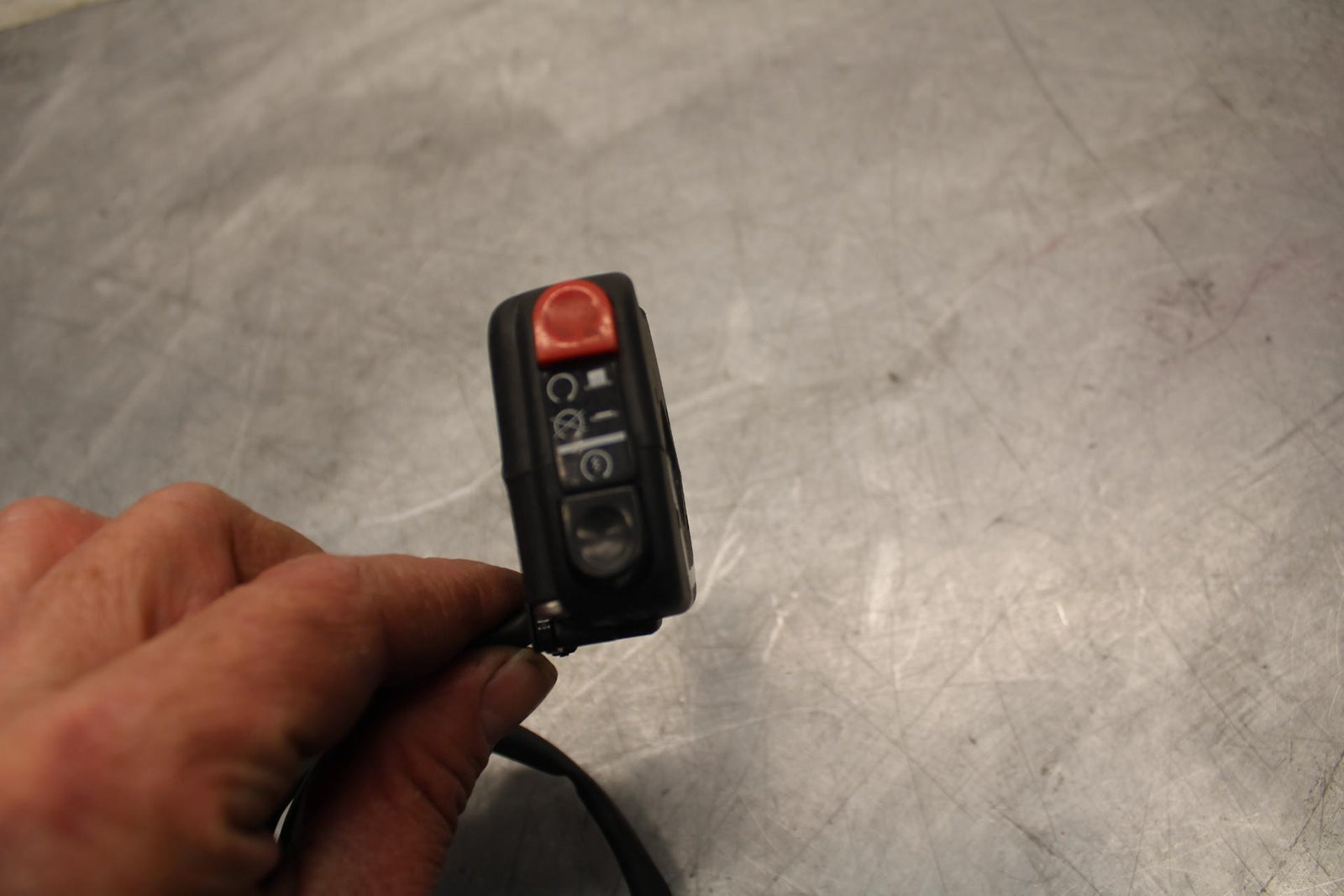 2010 Aprilia RSV1000R RIGHT CLIP ON HANDLE KILL OFF START SWITCH SWITCHES BB513