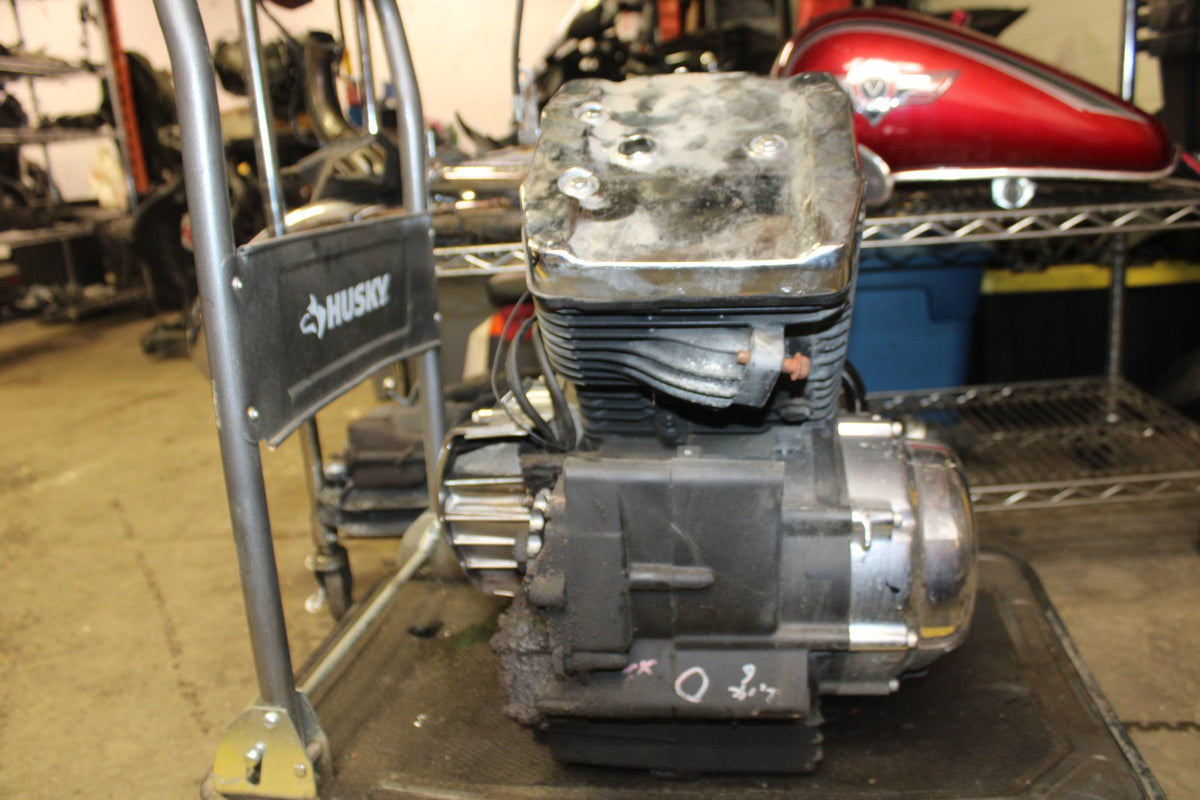02 KAWASAKI VULCAN 800 VN800B CLASSIC ENGINE MOTOR BB862