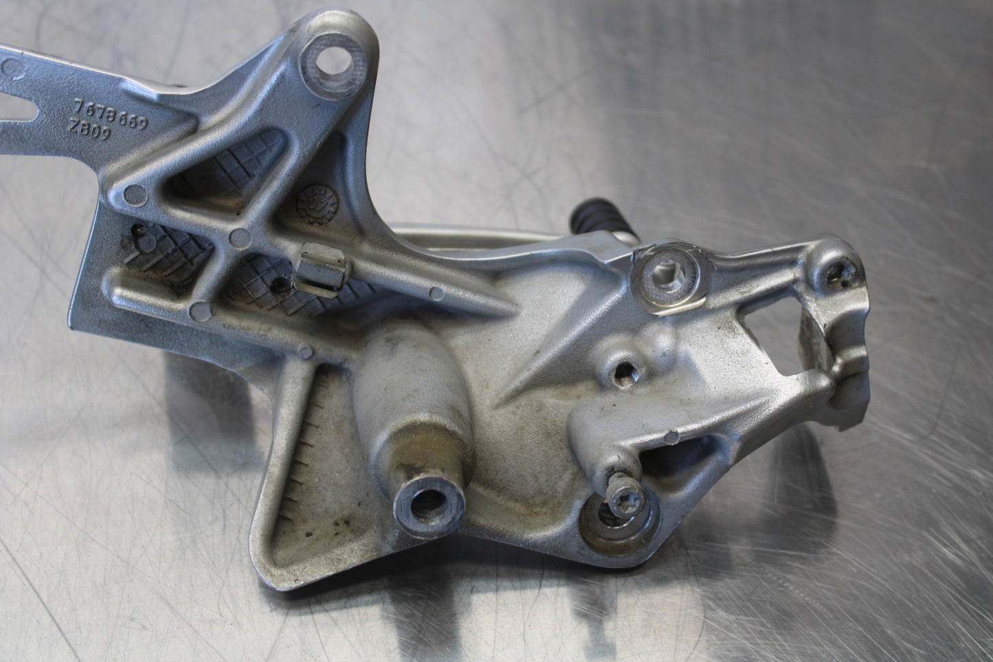 06-12 BMW F800ST LEFT REARSET REAR SET FOOT PEG W SHIFTER BB144