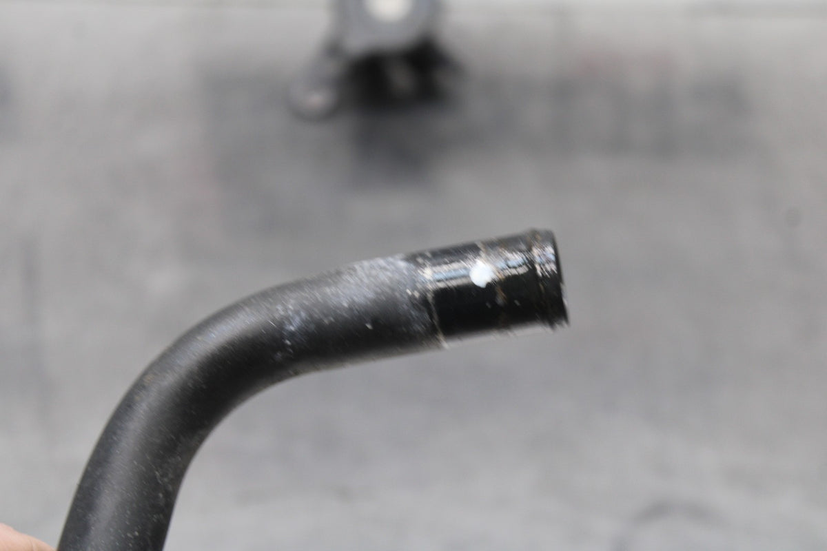 09 KAWASAKI NINJA 250R RADIATOR HOSE ENGINE COOLANT PIPE/ FILL CAP BB824