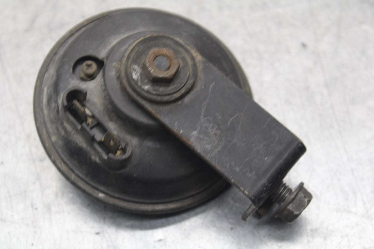 84-86 KAWASAKI GPZ900 HORN SIGNAL BB84