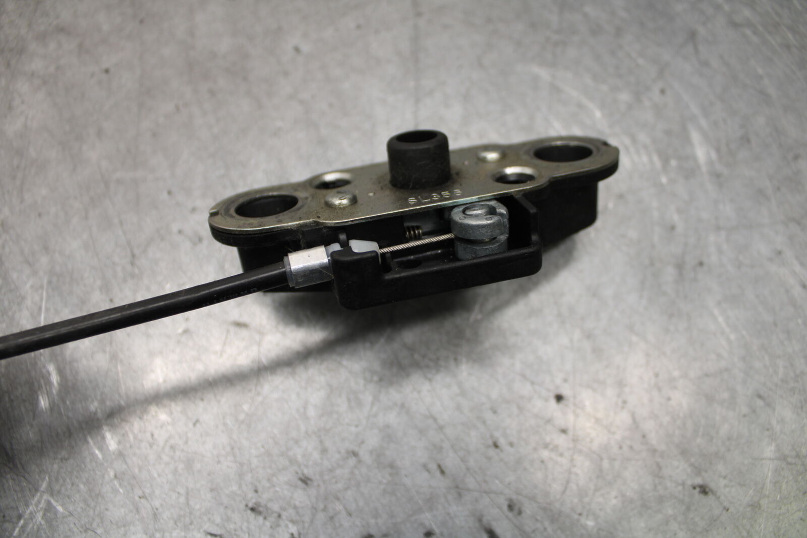 13-18 KAWASAKI NINJA ZX6R REAR PASSENGER SEAT LATCH LOCK 27016-0035 BB666