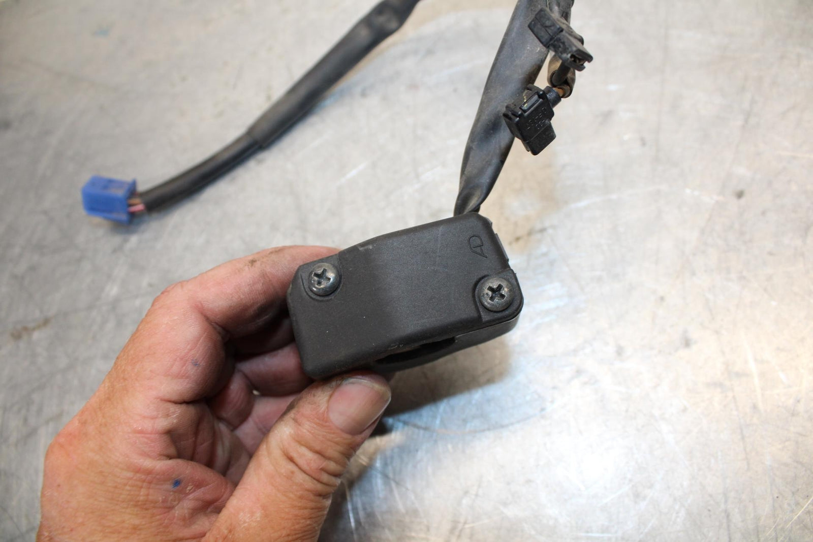 08-16 YAMAHA YZF R6 RIGHT CLIP ON HANDLE KILL OFF START SWITCH SWITCHES BB436