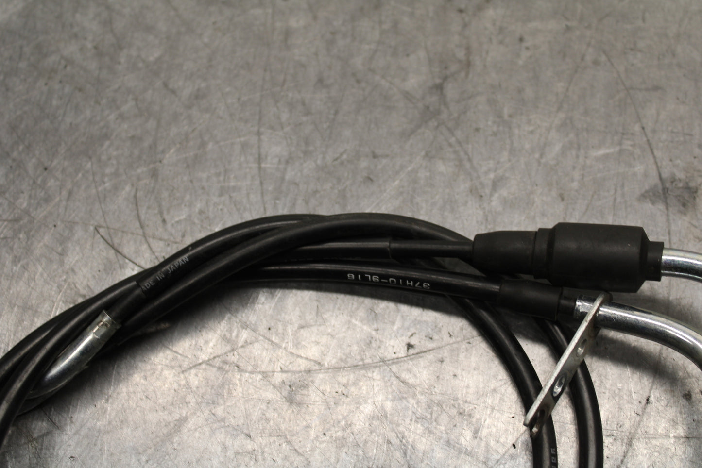 08-10 SUZUKI GSXR750 THROTTLE CABLES LINES BB119