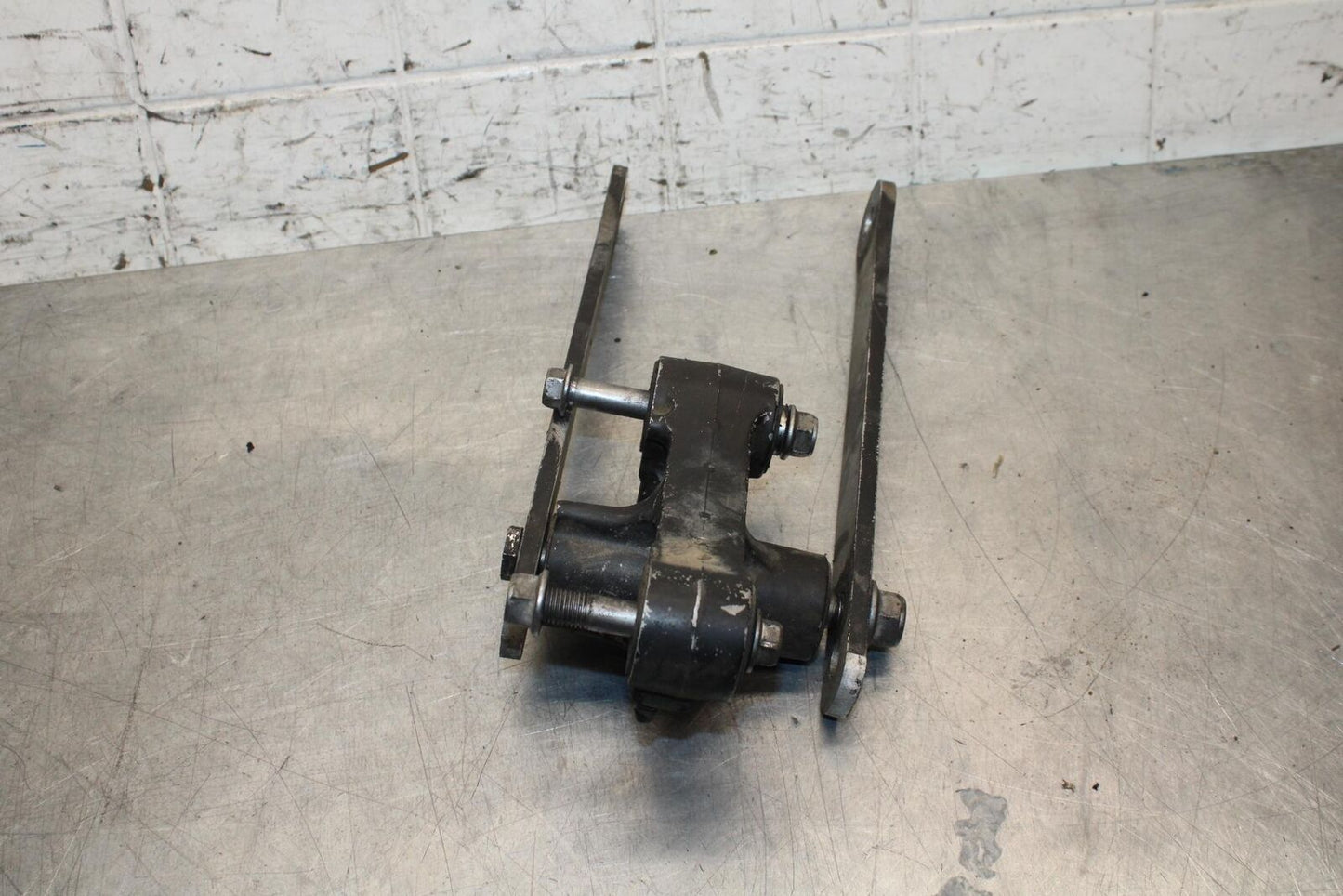 2000 Kawasaki Ninja ZX12R ZX1200A REAR DOGBONE SHOCK LINKAGE 39007-1287 BB565