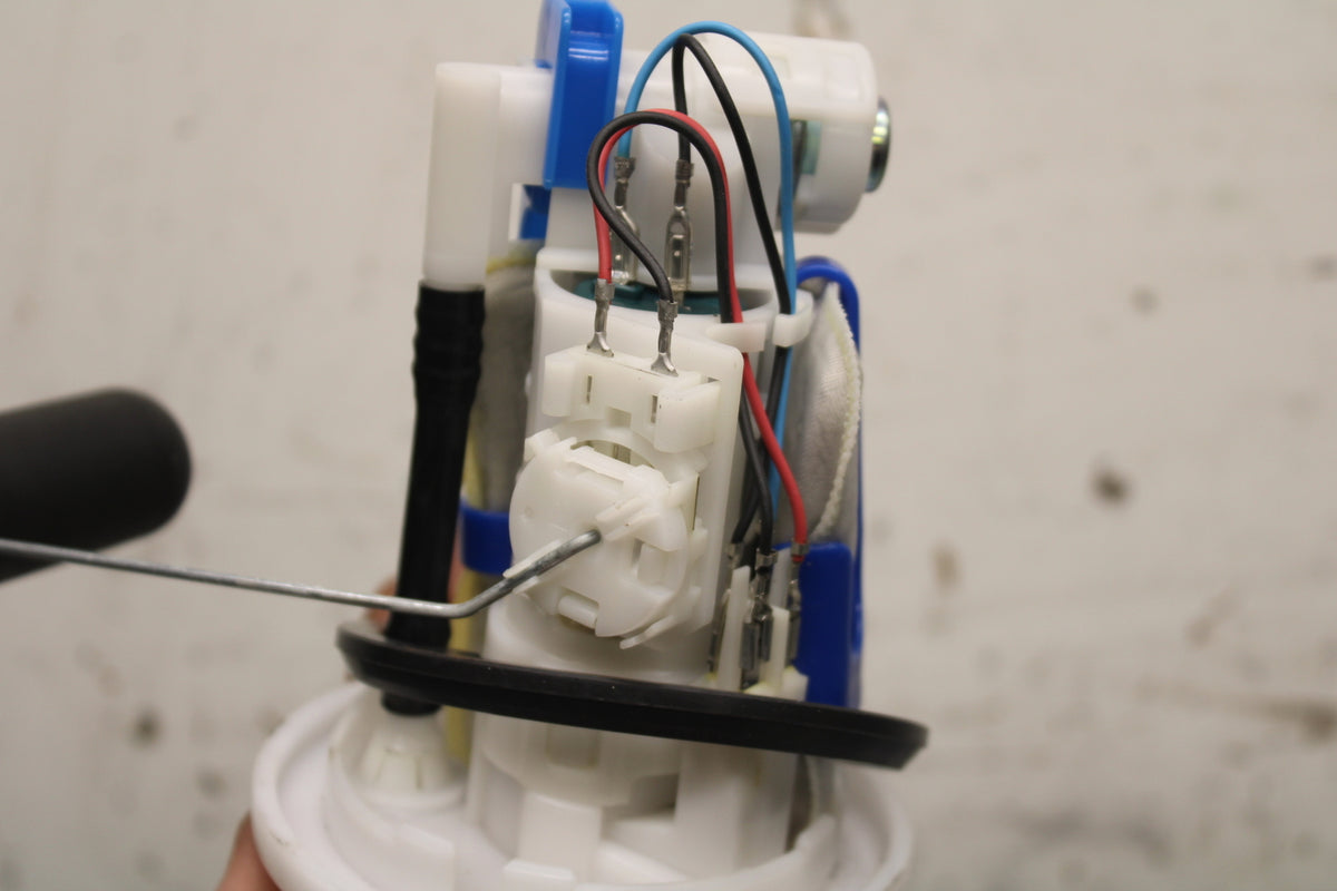 15-17 YAMAHA YZF R3 FUEL PUMP GAS PETROL SENDER UNIT BB111