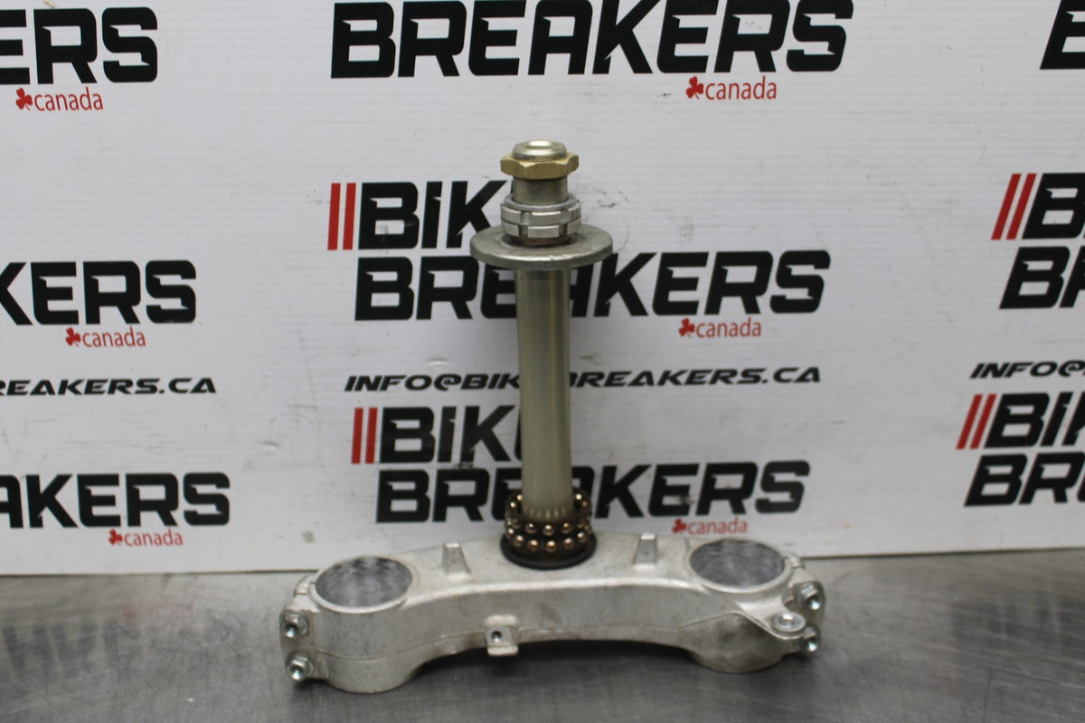 06-07 SUZUKI GSXR750 FRONT FORKS CLAMP LOWER TRIPLE TREE STEM BB811