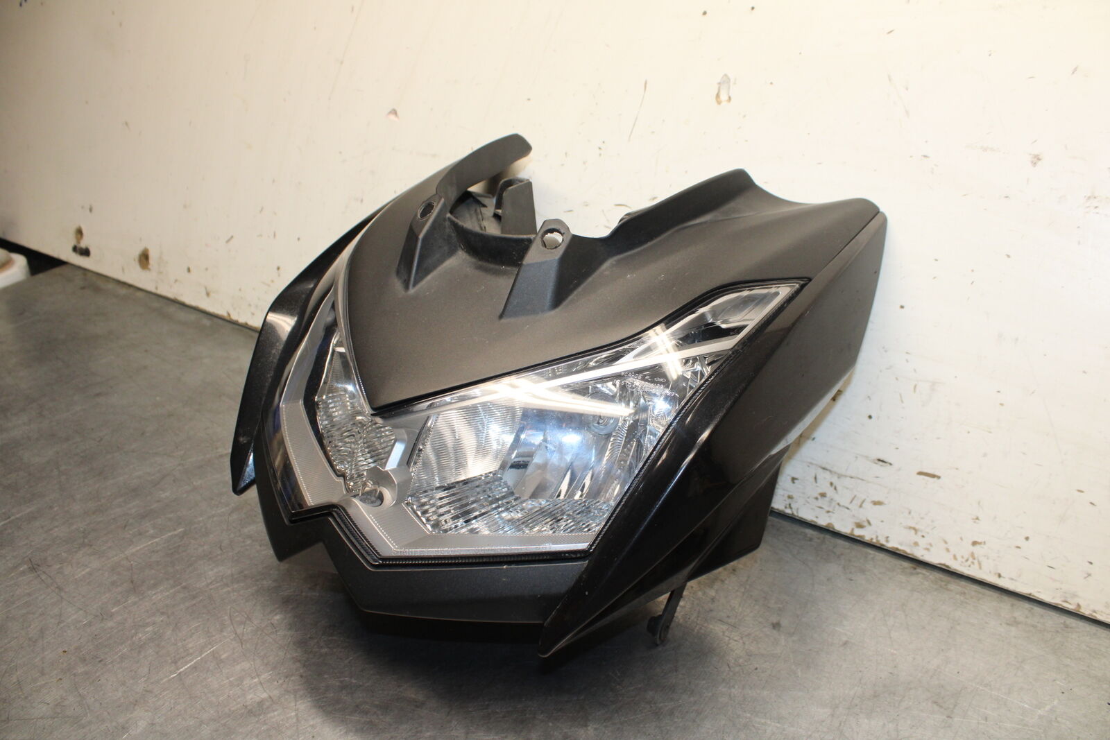 12-13 KAWASAKI Z1000 FRONT HEADLIGHT HEAD LIGHT LAMP BB743