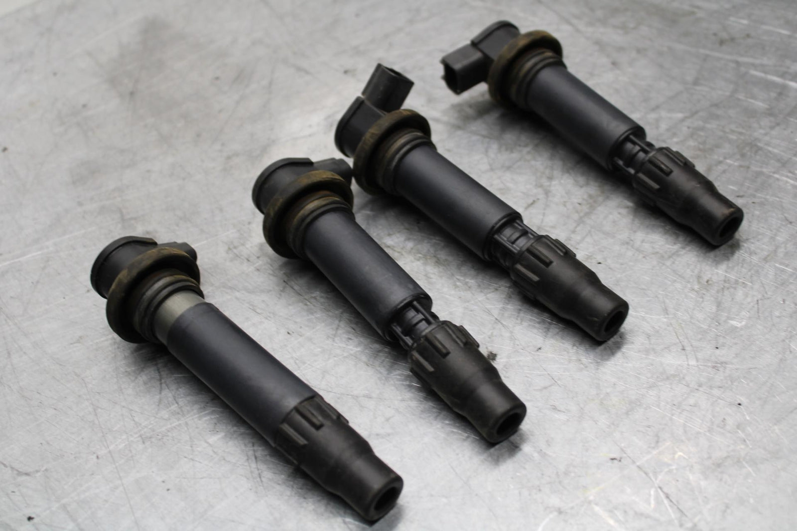 2006 Suzuki GSXR600 IGNITION COILS COIL SPARK PLUG CAPS BB447