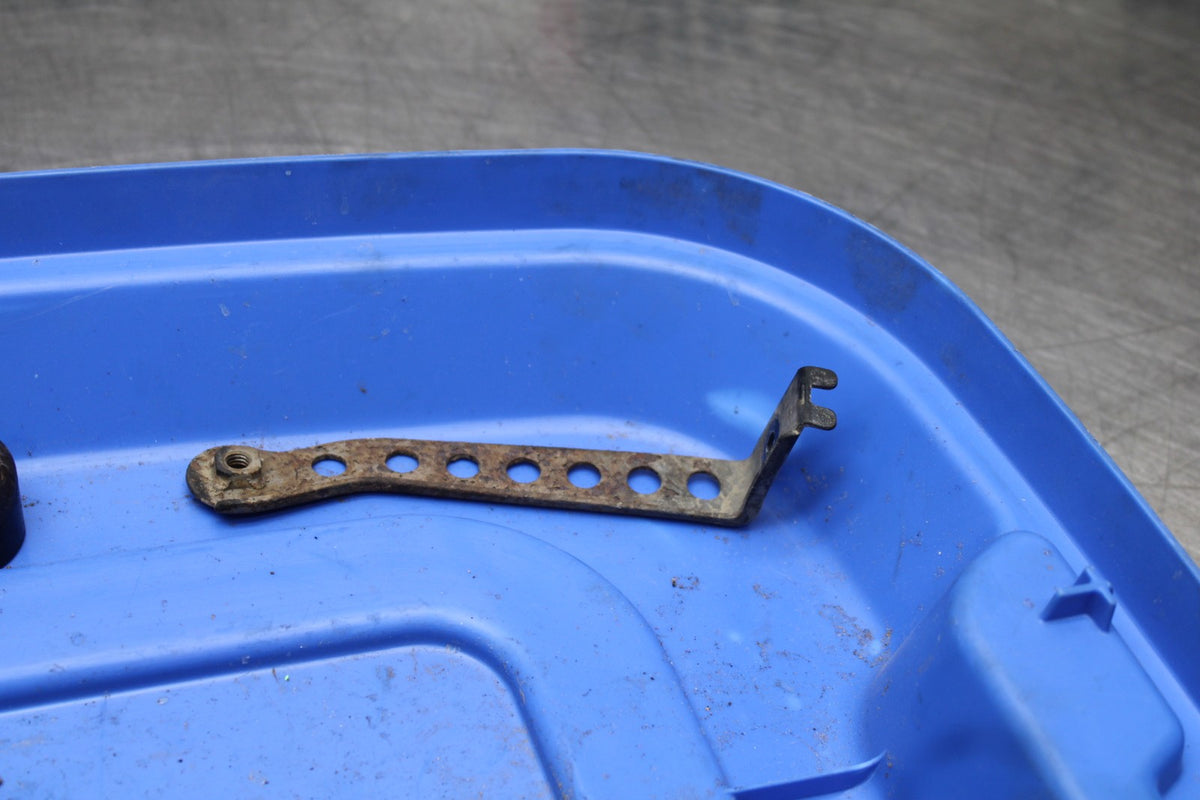 00 SUZUKI GSXR750 BOLTS HARDWARE MOTOR SCREWS BB820
