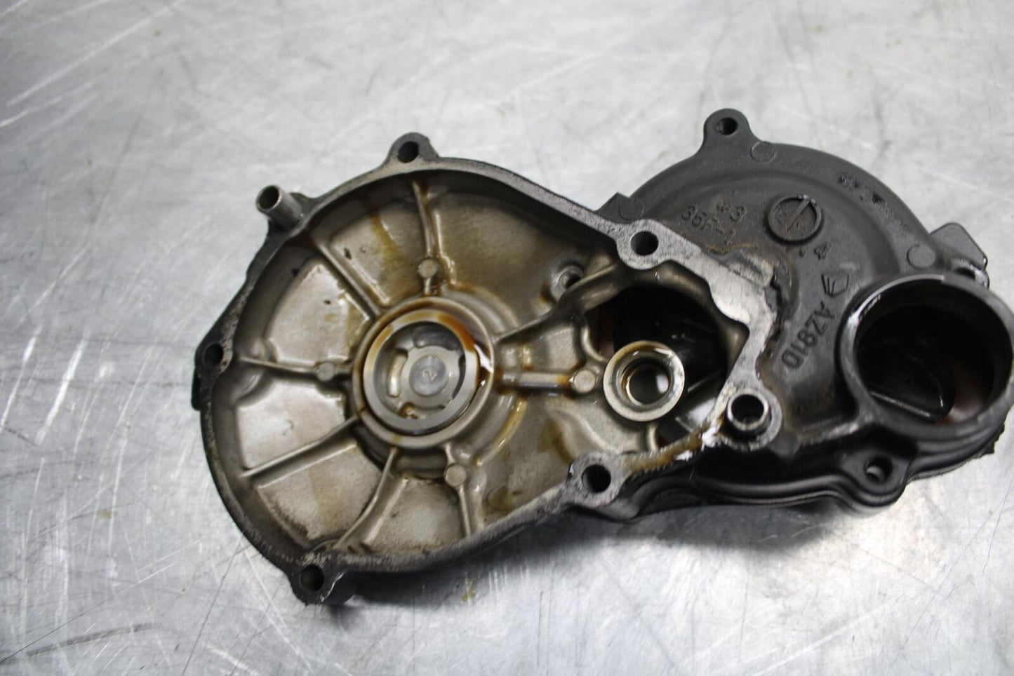 04-05 SUZUKI GSXR600 STARTER GEAR COVER BB329