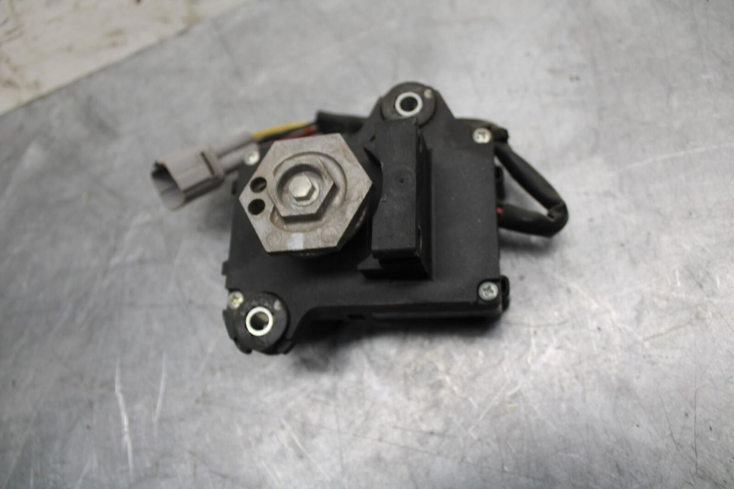 11-21 SUZUKI GSXR750 EXHAUST VALVE SERVO MOTOR BB486