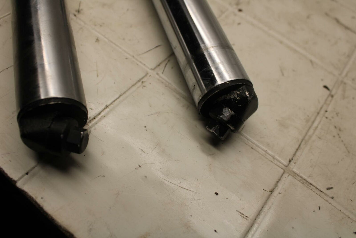 79-81 YAMAHA XS1100S FRONT FORKS SHOCK SUSPENSION SET PAIR BB401