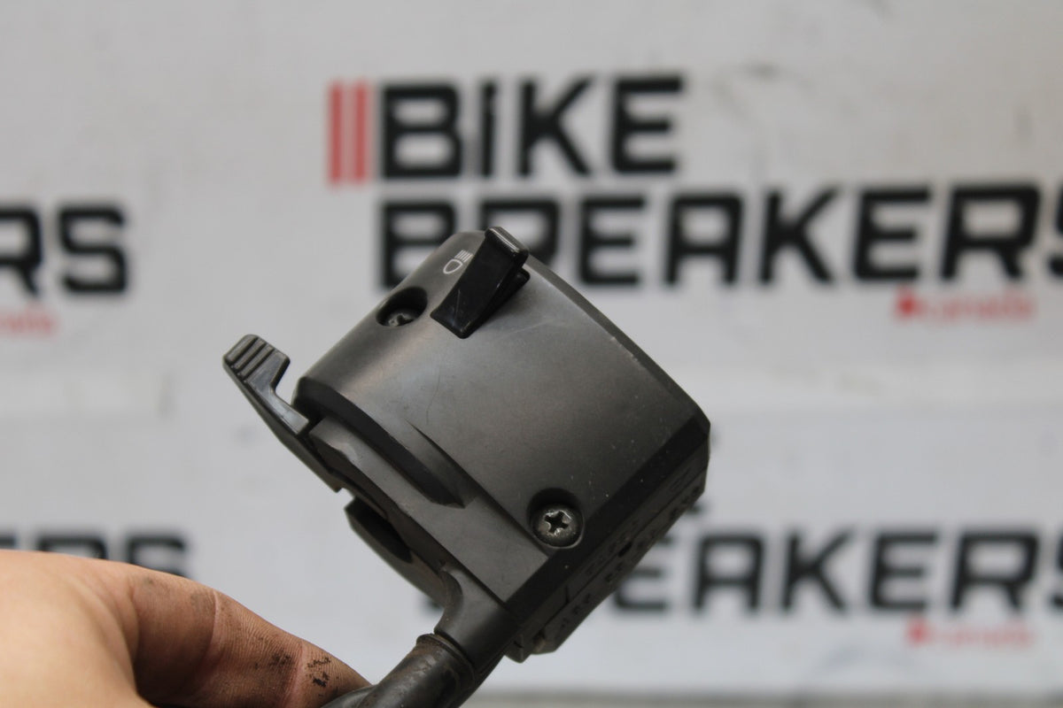 05 DUCATI SUPERSPORT 800 LEFT CLIP ON HORN SIGNALS SWITCHES/ CHOKE CABLE BB913