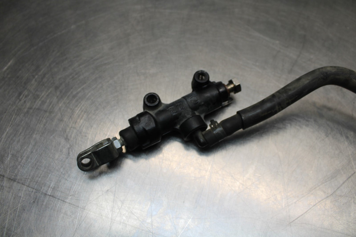 07-08 KAWASAKI NINJA ZX6R REAR BACK BRAKE MASTER CYLINDER W RESERVOIR BB855