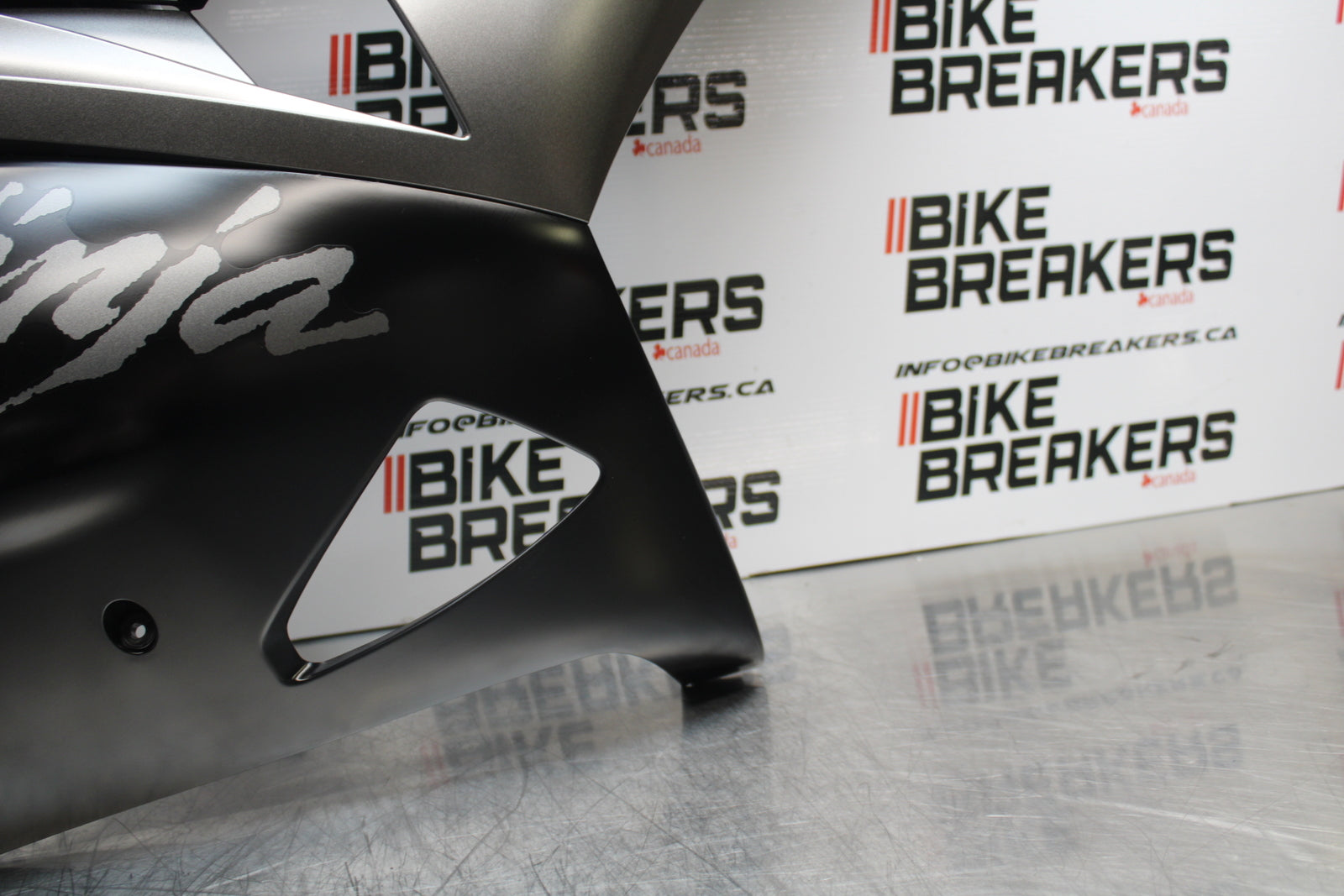 23-24 KAWASAKI NINJA ZX14R NEW!! RIGHT LOWER MID UPPER SIDE FAIRING COWL  BB153