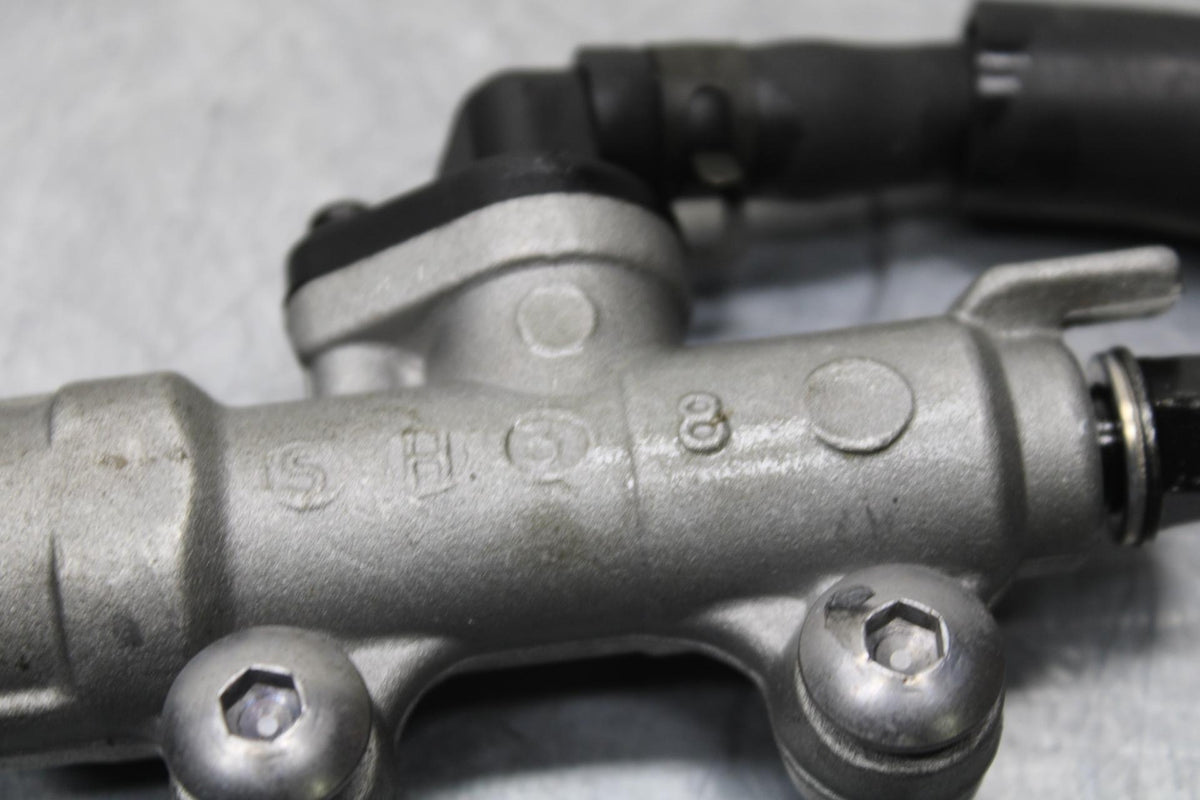 01-06 HONDA CBR600F4I REAR BACK BRAKE MASTER CYLINDER W RESERVOIR BB626