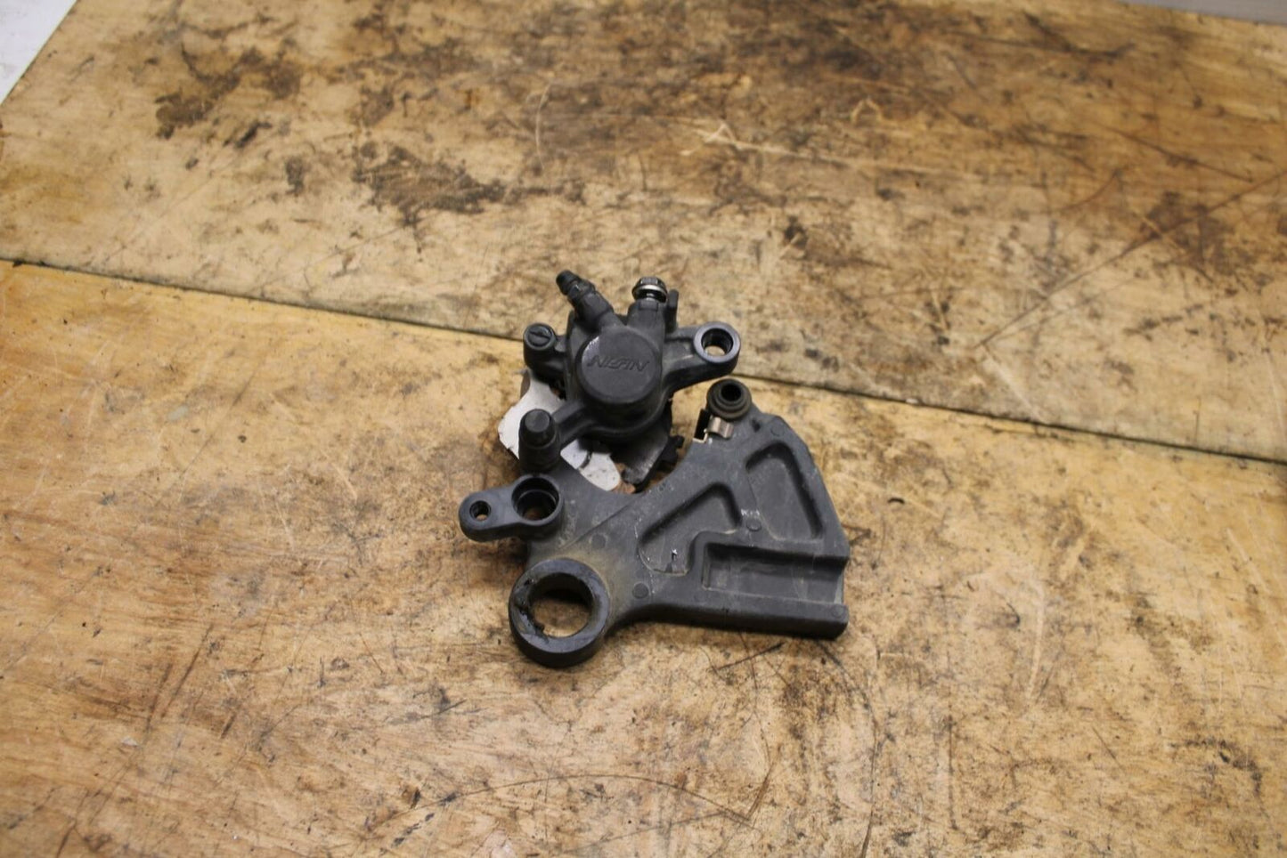 13-18 KAWASAKI NINJA ZX6R REAR BACK BRAKE CALIPER W MOUNT BRACKET BB342