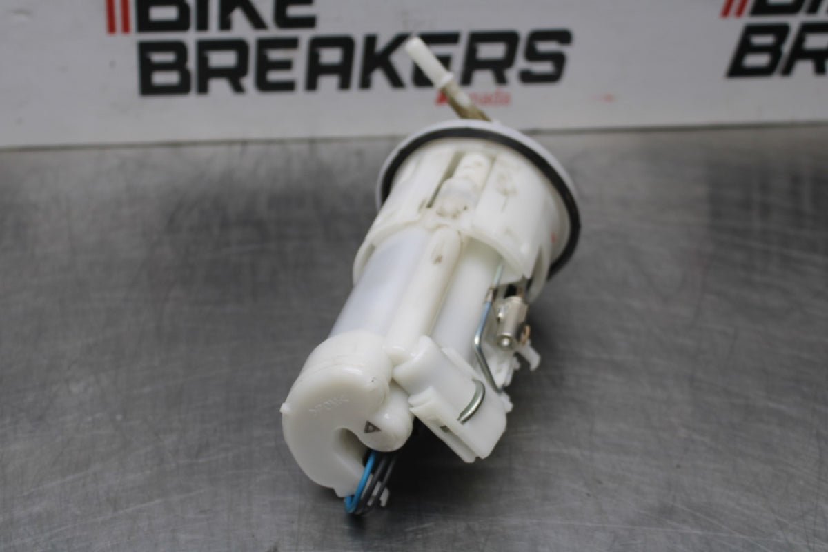 13 YAMAHA YZF R1 FUEL PUMP GAS PETROL SENDER UNIT BB781
