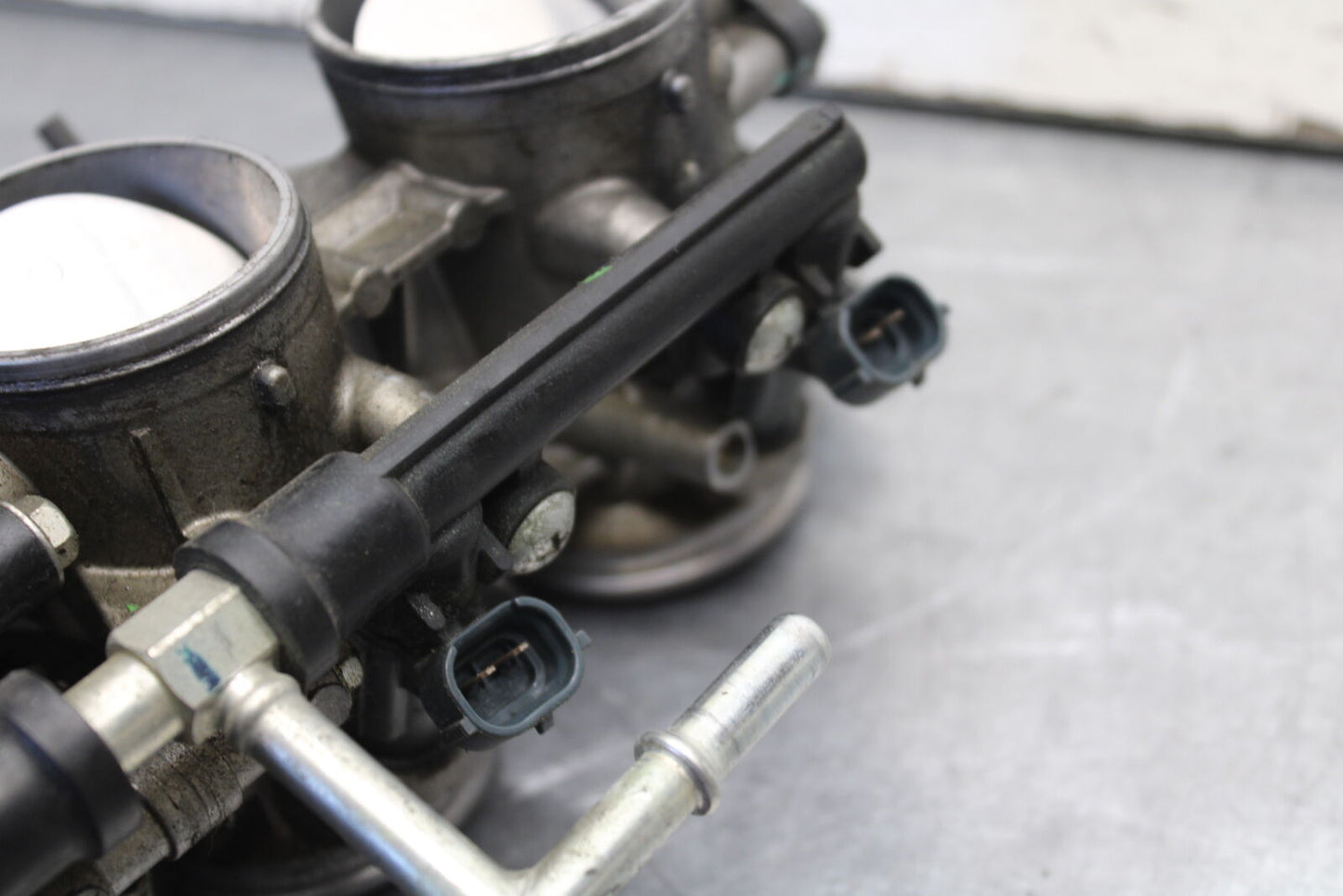 09-12 KAWASAKI NINJA ZX6R MAIN FUEL INJECTORS / THROTTLE BODIES 16163-0128 BB656