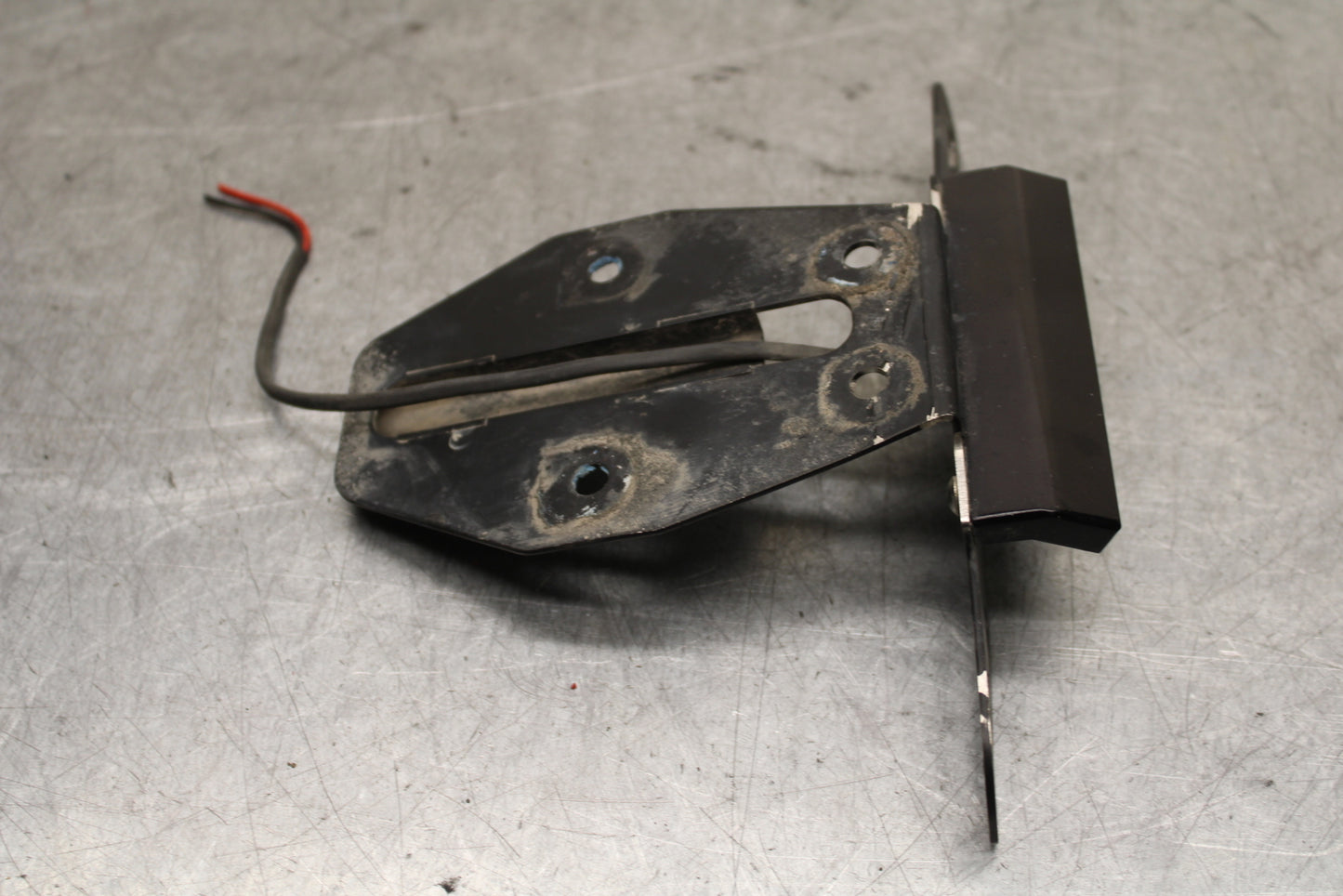 16 KAWASAKI NINJA ZX10R FENDER ELIMINATOR LICENSE PLATE BRACKET BB650