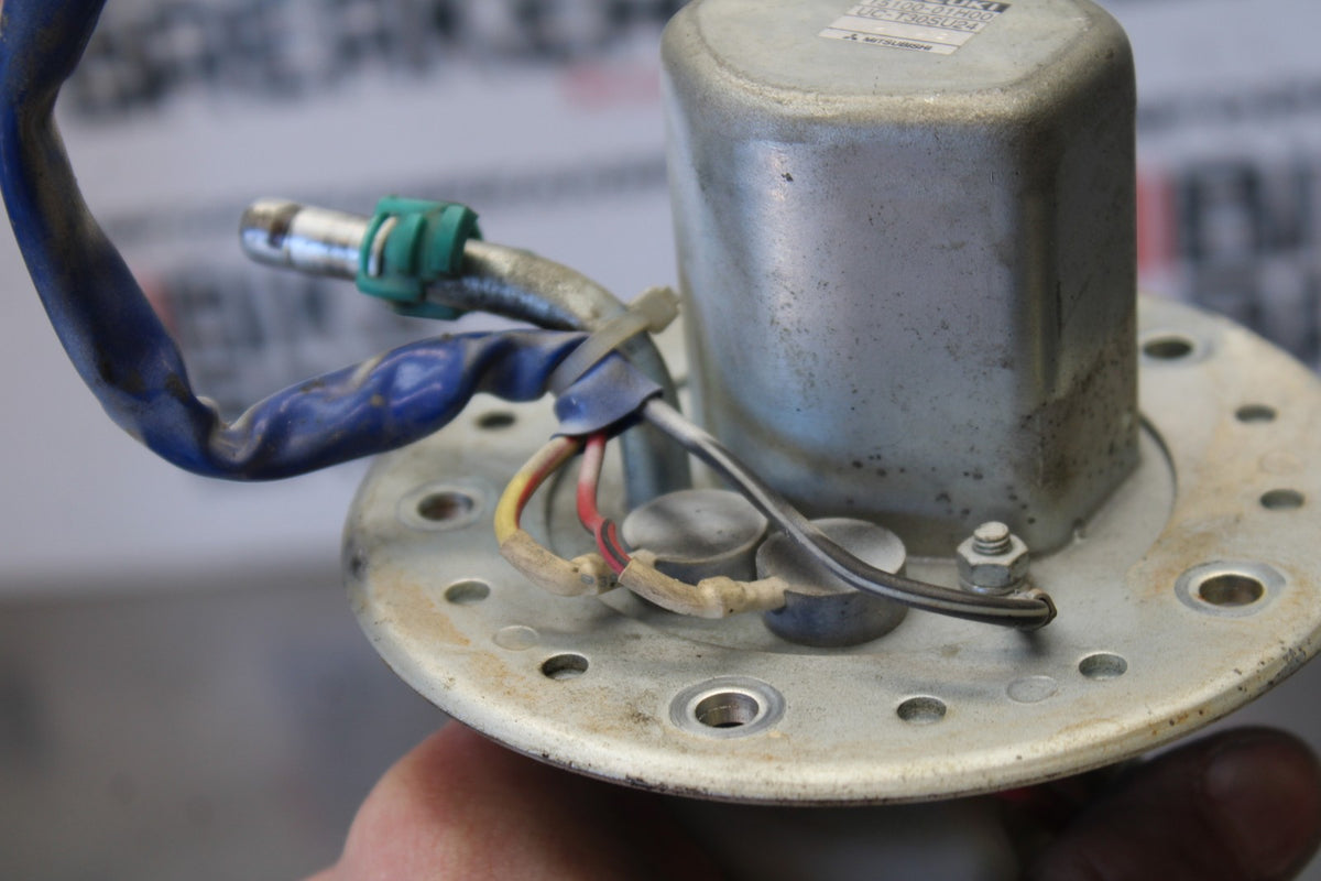 06-07 SUZUKI GSXR 600 FUEL PUMP GAS PETROL SENDER UNIT BB863