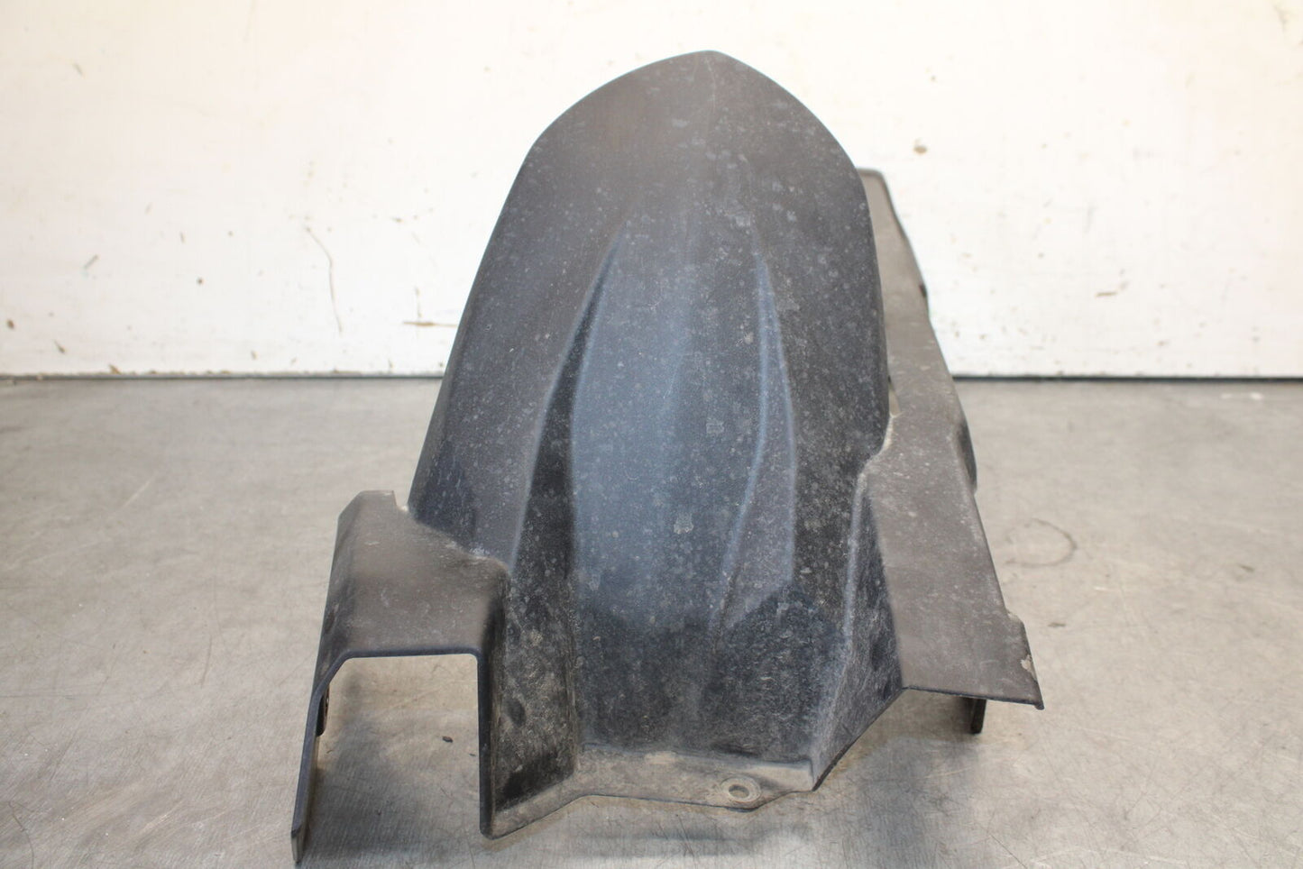 18-23 KAWASAKI NINJA 400 REAR BACK DRIVE CHAIN GUARD COVER SHIELD BB679