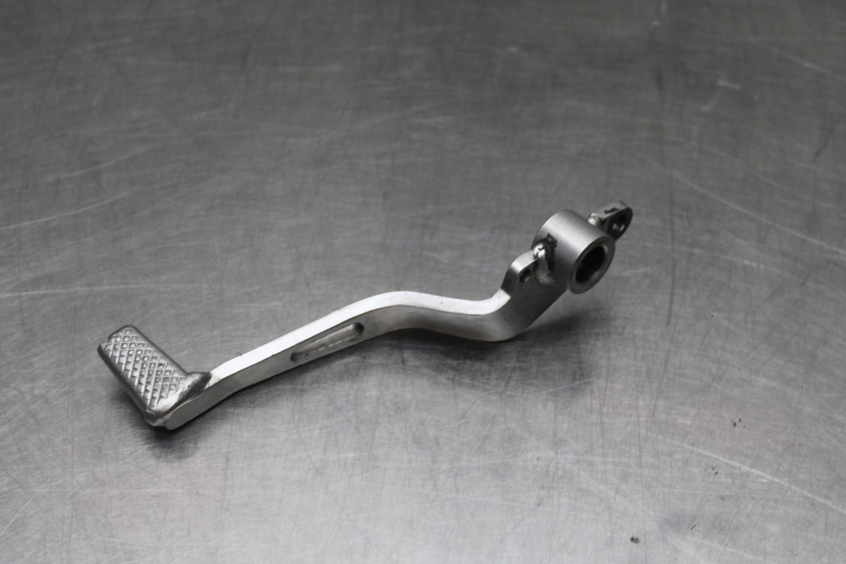18-26 KAWASAKI Z400 RIGHT REAR BRAKE LEVER BB852