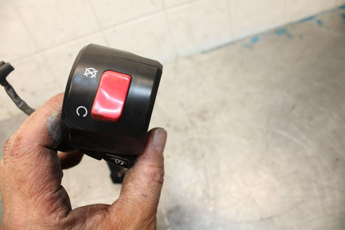 12-17 KAWASAKI NINJA 650 RIGHT CLIP ON HANDLE KILL OFF START SWITCH  BB470