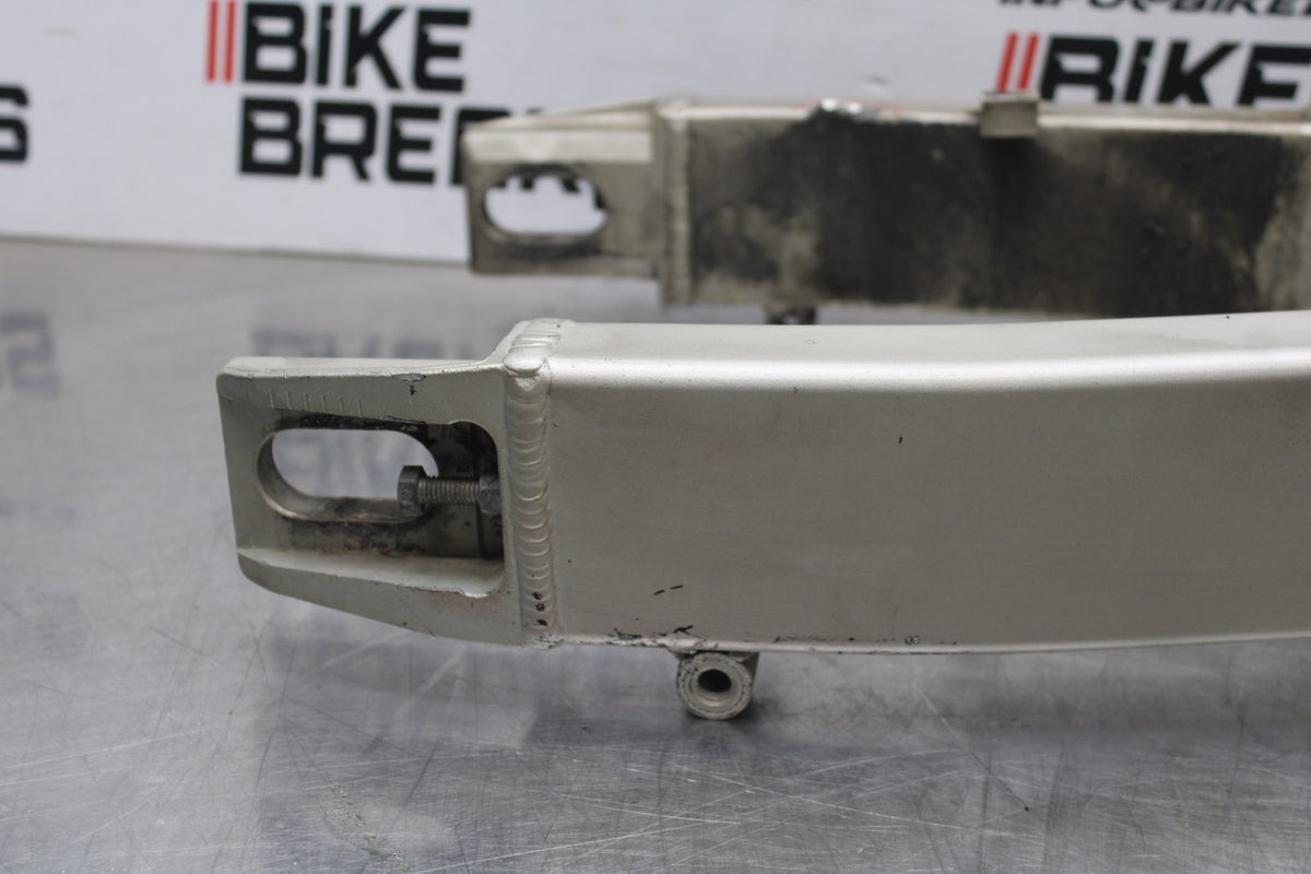 98 KAWASAKI NINJA ZX6 REAR SWINGARM BACK SUSPENSION SWING ARM BB870