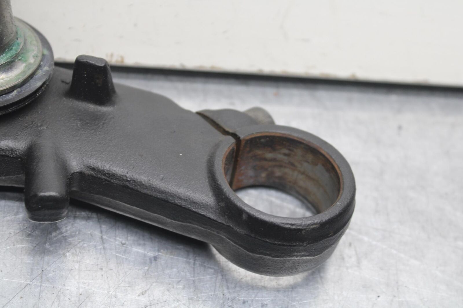 2009 Kawasaki Ninja 250R EX250J FRONT FORKS CLAMP LOWER TRIPLE TREE STEM BB87