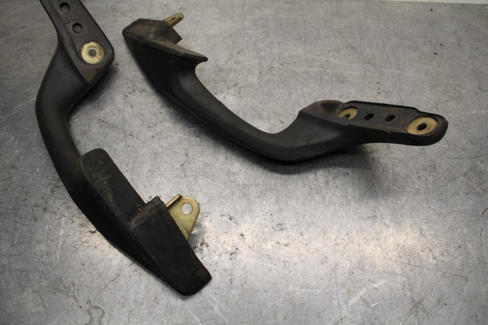 2001 Honda ST1100 PASSENGER REAR SEAT GRAB BAR HANDLE SET BB77