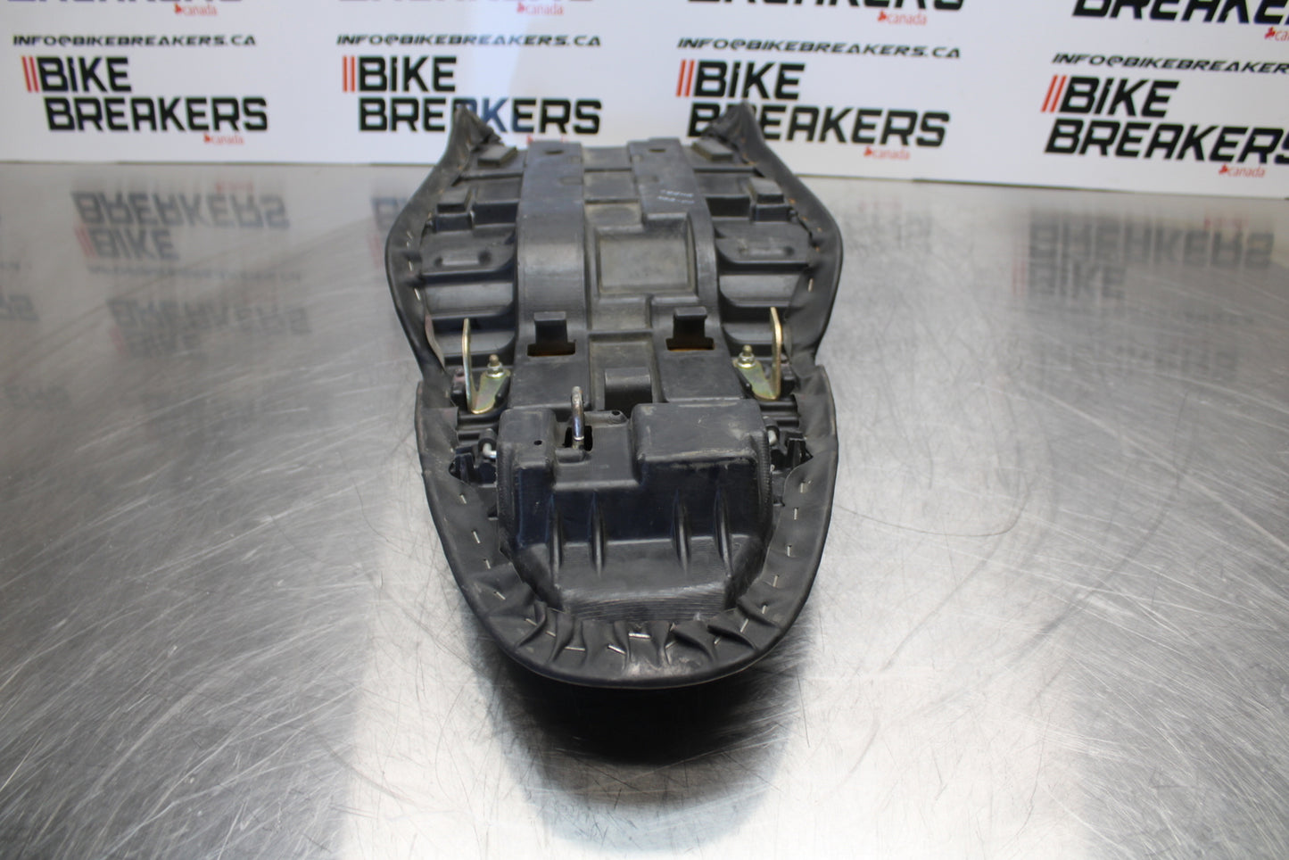 98-05 HONDA SUPER HAWK 1000 VTR1000F FRONT REAR SEAT SADDLE BB152