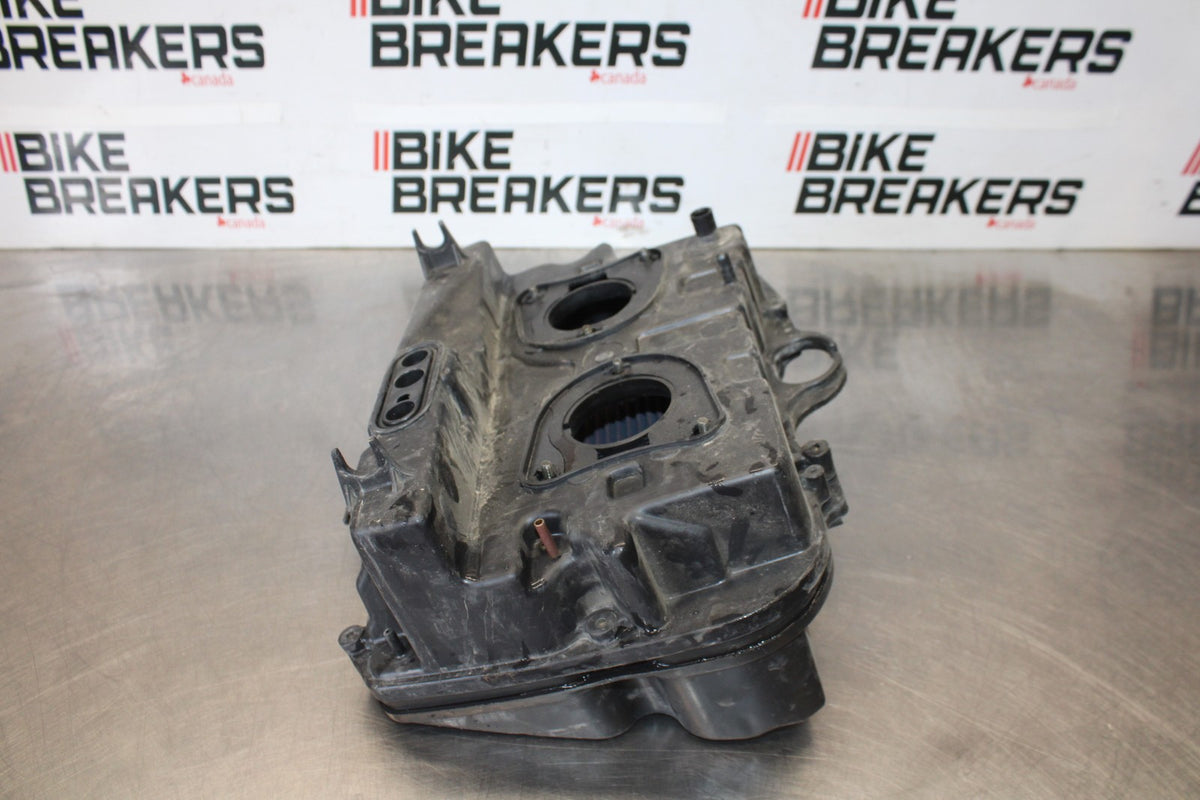 88-00 HONDA GOLDWING 1500 AIRBOX AIR INTAKE FILTER BOX BB883