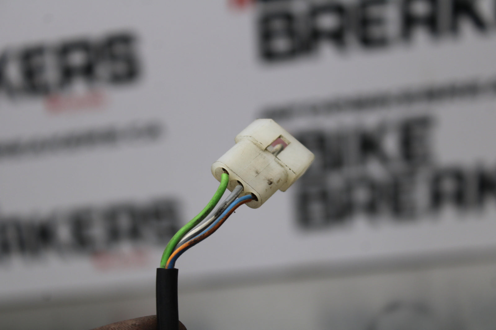 08 MOTO GUZZI BREVA 750 SPEED SPEEDOMETER SENSOR BB154