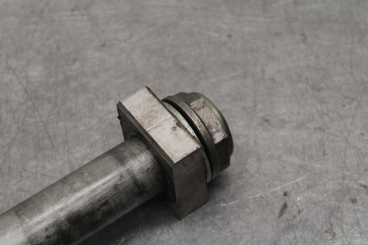 17-21 HONDA CBR1000RR SP REAR AXLE BACK WHEEL RIM PIVOT BOLT AXEL BB681